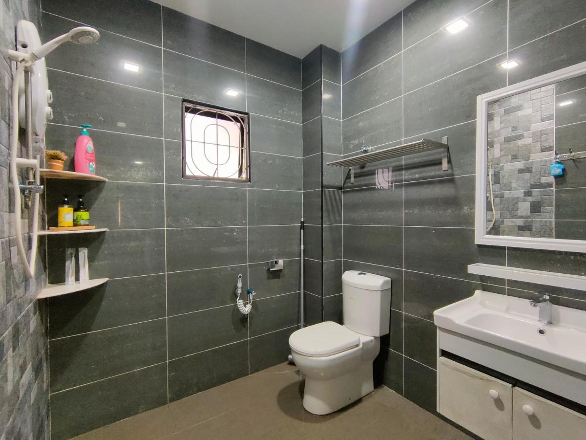 Three-Bedroom House At Tyara Homestay Sunway Petaling Jaya Exterior foto