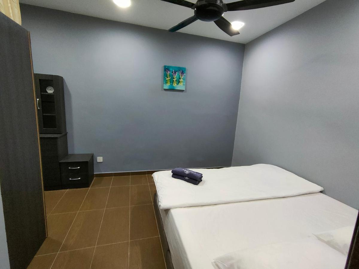 Three-Bedroom House At Tyara Homestay Sunway Petaling Jaya Exterior foto